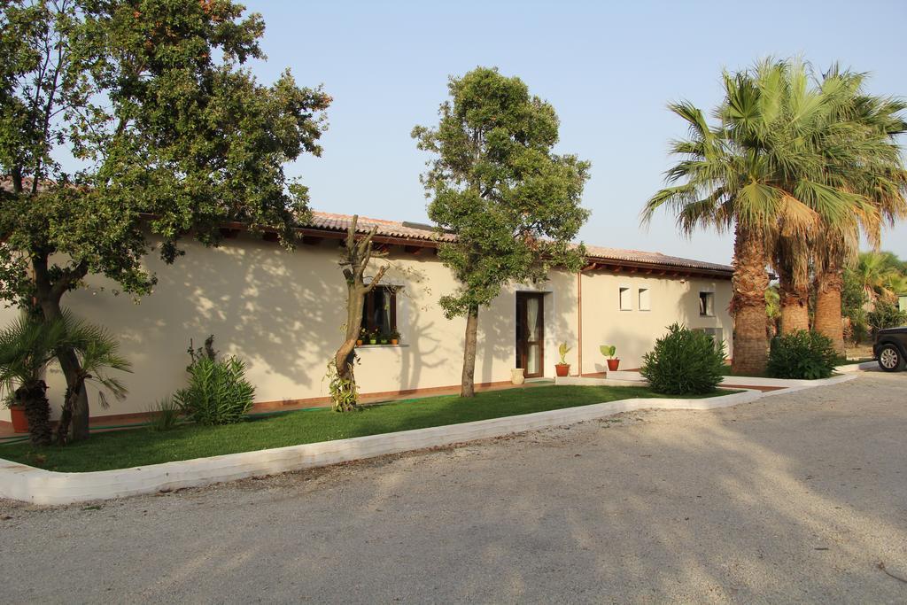 Agliado Villa Платамона Екстериор снимка