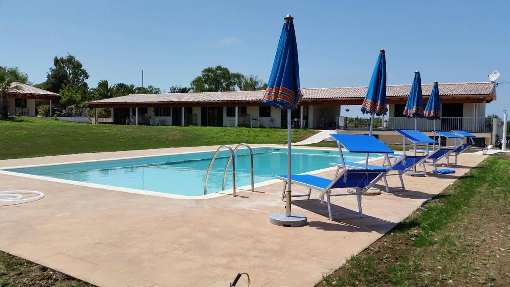 Agliado Villa Платамона Екстериор снимка