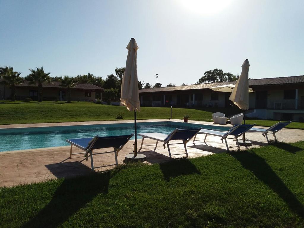 Agliado Villa Платамона Екстериор снимка